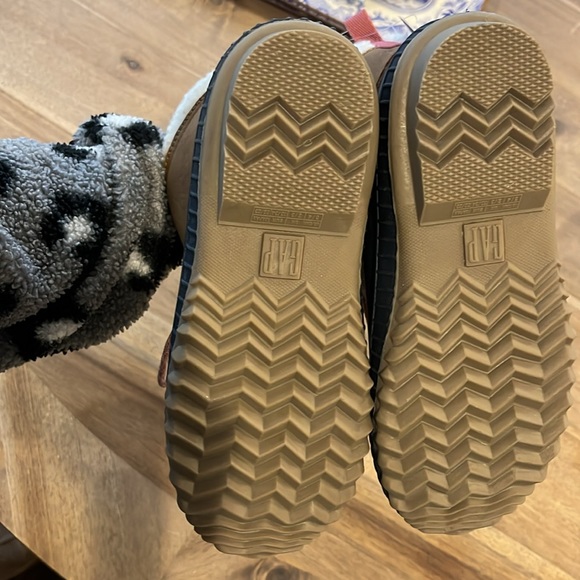 Gap Shearling Winter Boots with Thinsulate - Size 3/4 - Picture 5 of 5